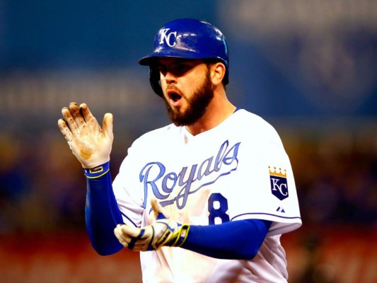 Royals 5-4 Mets en primer juego de la serie mundial de béisbol 2015