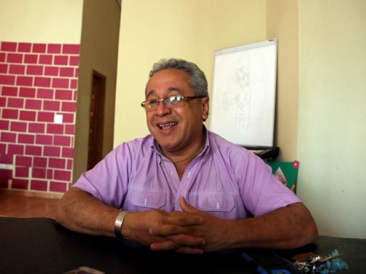 Adversidad de su hijo lo lleva a abrir una fundación