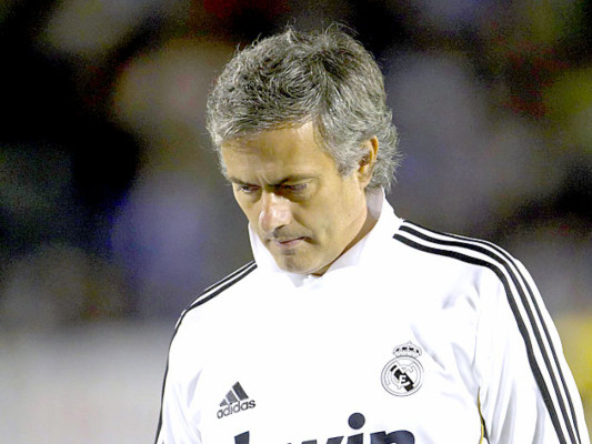 'Pep se merece ser el mejor entrenador del año', asegura Mourinho