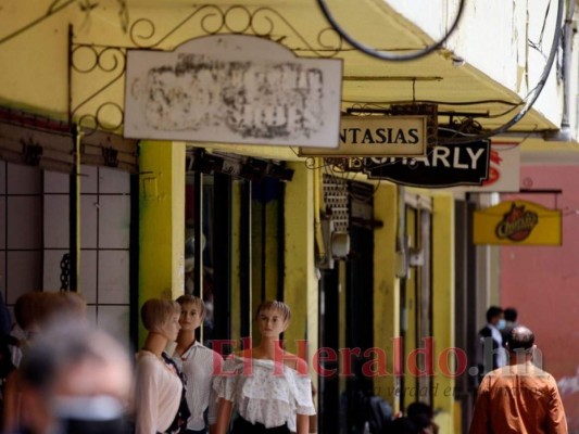 Conozca el procedimiento para instalar rótulos y vallas en la capital