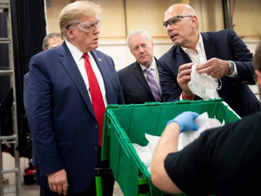 Donald Trump visita fábrica de mascarillas, ¿pero usará una?&nbsp;&nbsp;