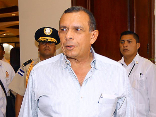 'Jamás haría nada que fuese a dañar a Alfredo Villatoro”, aseguró anoche el Presidente