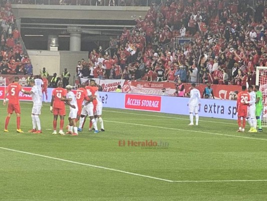 Honduras se trae un punto ante Canadá en el inicio de la octagonal