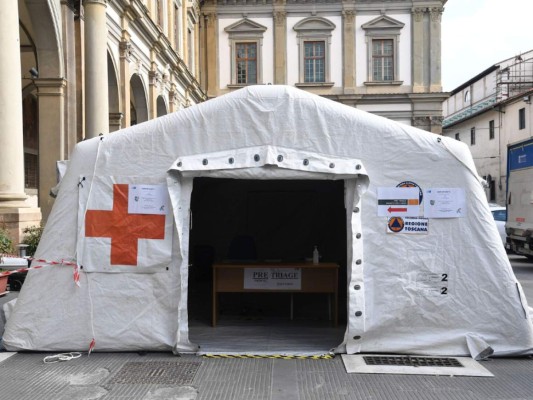 Tiendas vacías, cuarentena y alerta máxima en Italia por coronavirus