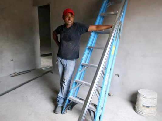 Su estadía en los EE UU lo separó de su retoño