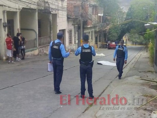 FOTOS: Escena del crimen de una pareja acribillada en barrio Buenos Aires