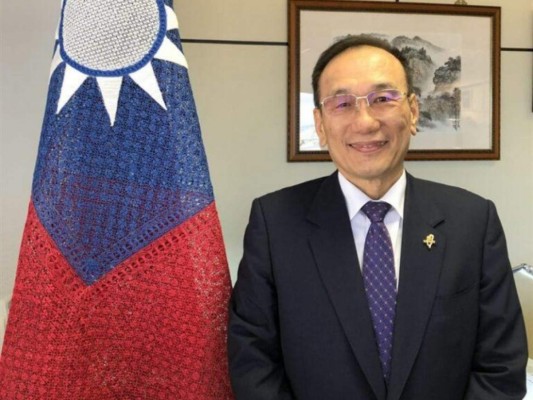 El embajador destaca que la clave en el éxito de Taiwán ante el covid-19 fue la toma de acciones tempranas.