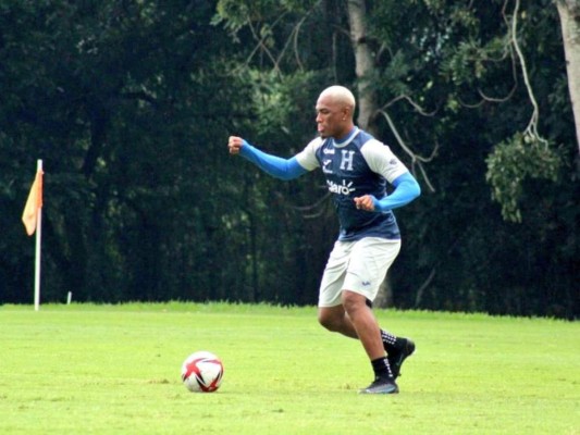 Honduras entrenó este lunes con la mira puesta en Panamá (Fotos)