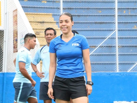 Los 10 datos que desconocías de la árbitra Melissa Pastrana  