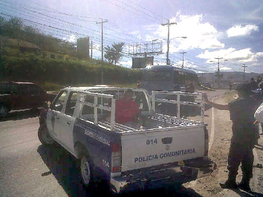Policía frustra asalto a 'rapidito' en el anillo periférico