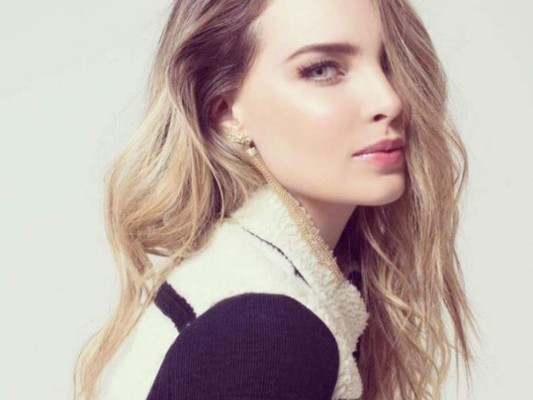 La cantante Belinda comparte una foto con la cara totalmente lavada