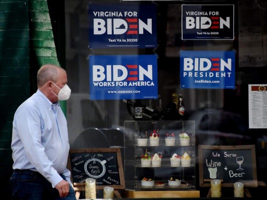 Biden amplía su presencia digital, pero sigue detrás de un Trump omnipresente