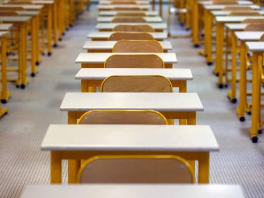 España y Francia revelan sus planes de acción para salir de confinamiento