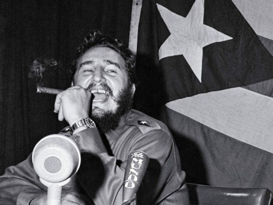 Muere a los 90 años de edad Fidel Castro, el primer y último revolucionario de nuestros tiempos
