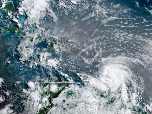 Elsa es ahora el primer huracán de la temporada en el Caribe