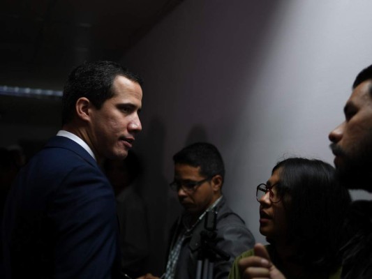 Datos para entender la toma del Congreso y crisis en Venezuela