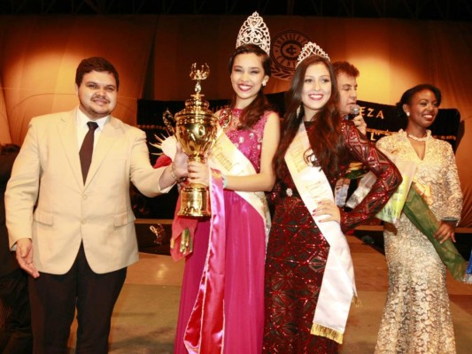 Nelly Mendoza es la 'Chica del Central' del 2016