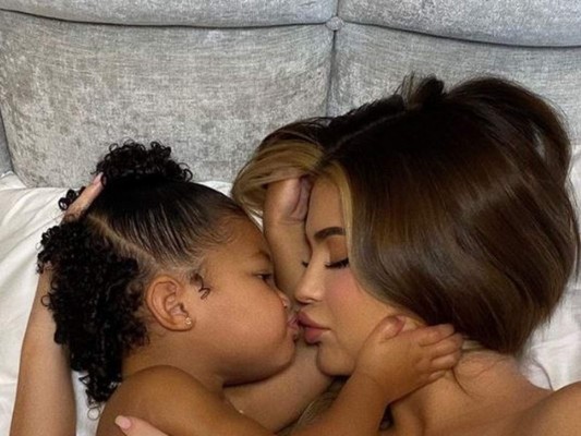 La tierna foto de Kylie Jenner y Stormi de la que todos hablan &nbsp;&nbsp;