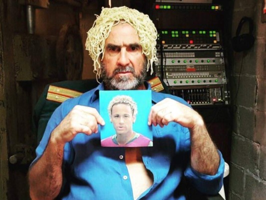 Eric Cantona se burla del nuevo peinado del brasileño Neymar