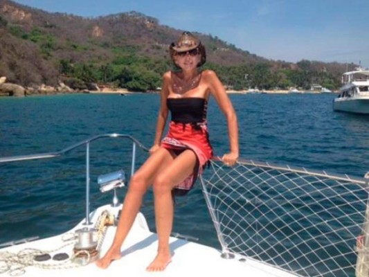 ¡Laura Bozzo en bikini!