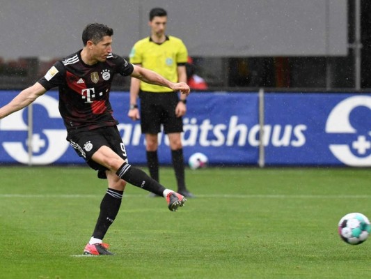 Robert Lewandowski, el hombre-gol entra en la leyenda&nbsp;