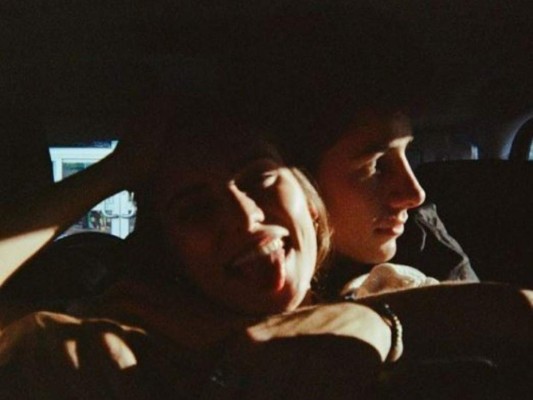 Así es Macarena Achaga, la joven argentina que brilla como la hija de Luis Miguel en la serie