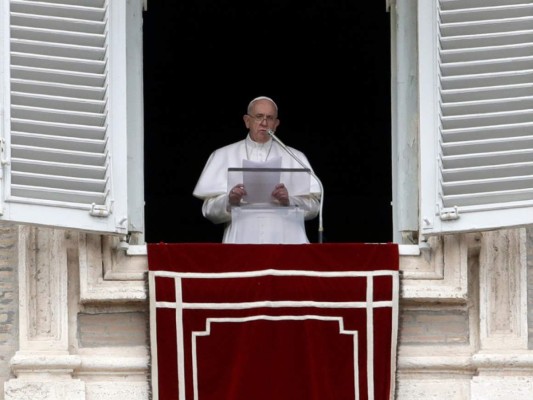El papa Francisco ora por las víctimas de masacre en Nueva Zelanda