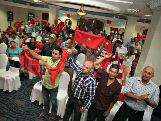 Honduras: Esdras Amado López se suma al Frente Amplio Político Electoral en Resistencia de Andrés Pavón