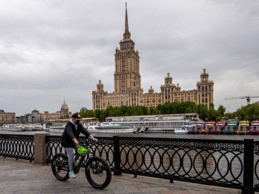 En imágenes: Lenta vuelta a la normalidad en el mundo tras confinamiento