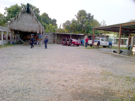 Acribillan a cuatro jóvenes en car wash de San Pedro Sula