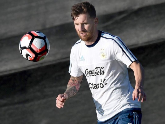 Messi no se queda sin jugar un partido por Copa América o Mundial desde 2006