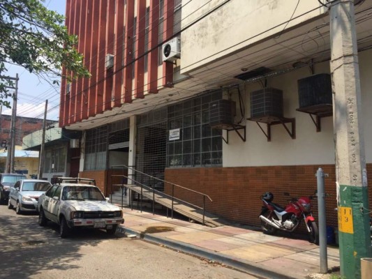 Honduras: Condenan exsubcomisario de policía por detención ilegal de un albañil