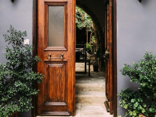 Las extrañas tradiciones para recibir el Año Nuevo en el mundo