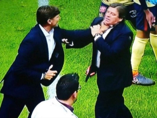 Pelea con un hondureño y golpes en la cancha: escándalos de Miguel Herrera
