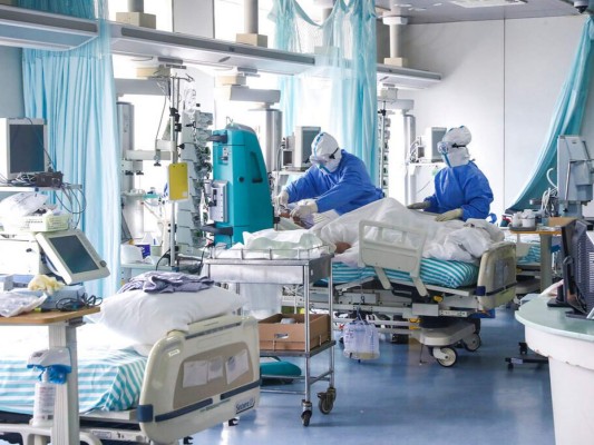 Más de 1,500 muertos deja brote de coronavirus en China