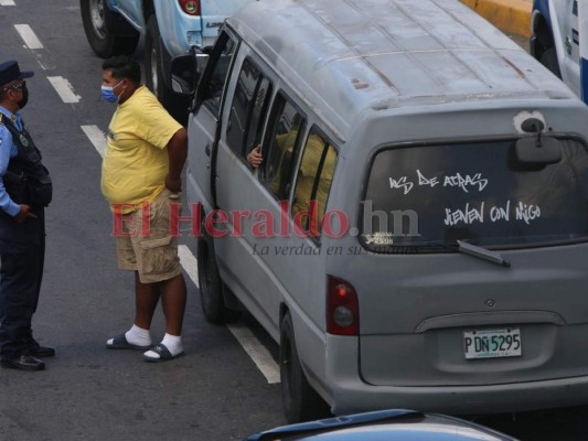 En fotos: capitalinos abandonan el Distrito Central por turistear en Feriado Morazánico  