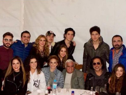 Ellos son los herederos de la fortuna de Vicente Fernández, el 'Charro de Huentitán”