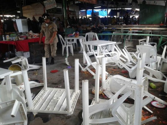 Honduras: Infierno desata explosión en Feria del Agricultor y el Artesano