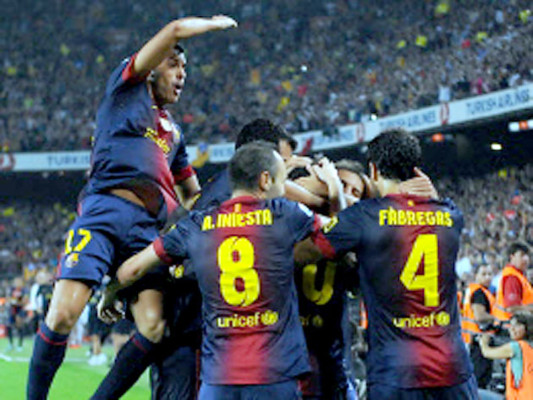 Barça y Real Madrid empatan 2-2 en el clásico de la Liga española