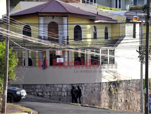 Armas, droga y falsa indumentaria policial hallan a mareros ligados a 'El Porky”