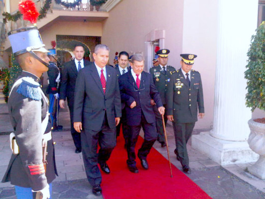 Brasil, Argentina, Filipinas, India y Georgia presentan cartas credenciales