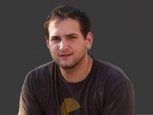 Identifican a hacker que robó fotos íntimas a famosos