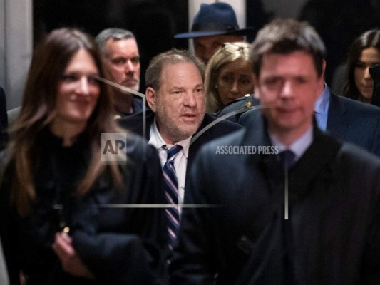 Weinstein es trasladado a cárcel tras procedimiento cardíaco