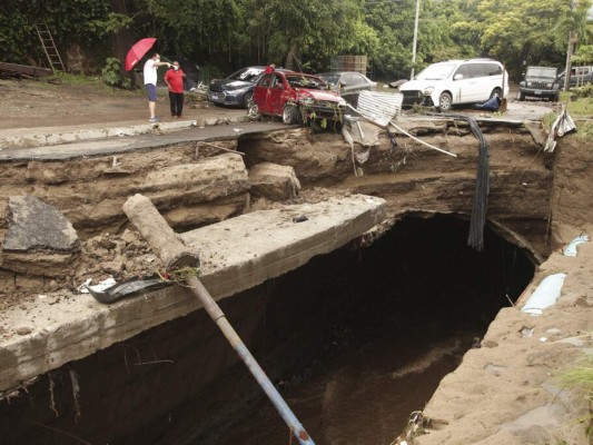 Muerte y destrucción deja el paso de la tormenta Amanda por El Salvador