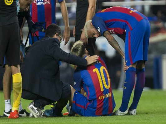 ¡Confirmado! La pulga Messi se lesiona y estará de baja tres semanas