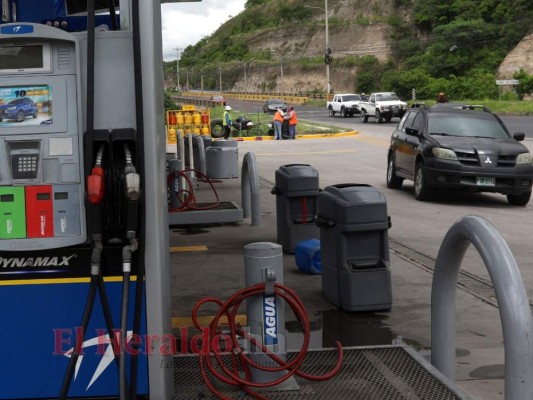 Precio de los combustibles ha bajado entre 1.29 y 3.18 lempiras