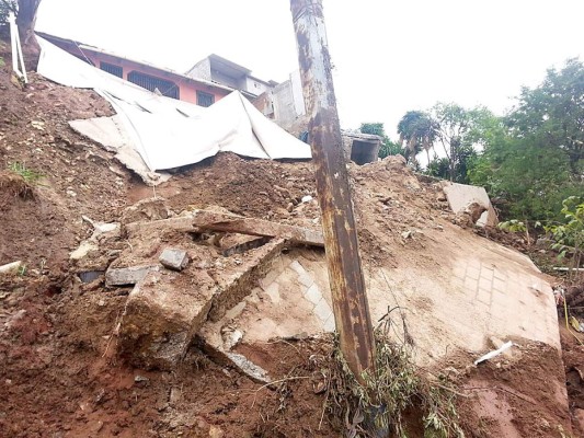 Disminuyen las lluvias en Honduras, pero las alertas se mantienen