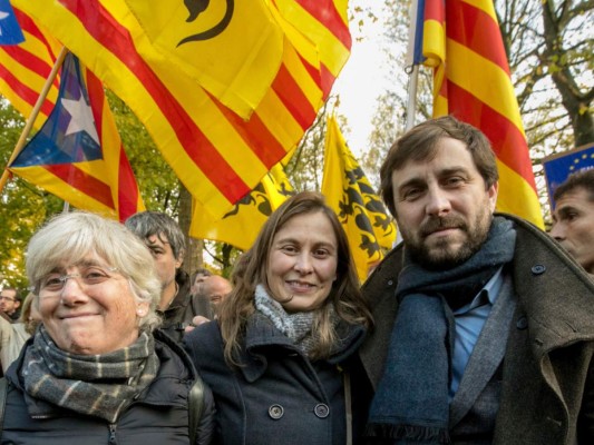 Parlamento catalán se reúne para elegir líder separatista&nbsp;&nbsp;