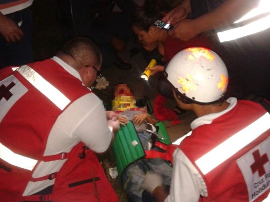 Dos muertos y tres heridos deja accidente en el anillo periférico