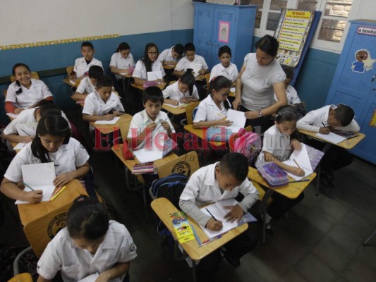 Educación aprueba promoción de alumnos de centros privados